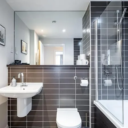 Magical - 2Bed Apartment- City Centre-Free Parking Birmingham Exterior foto